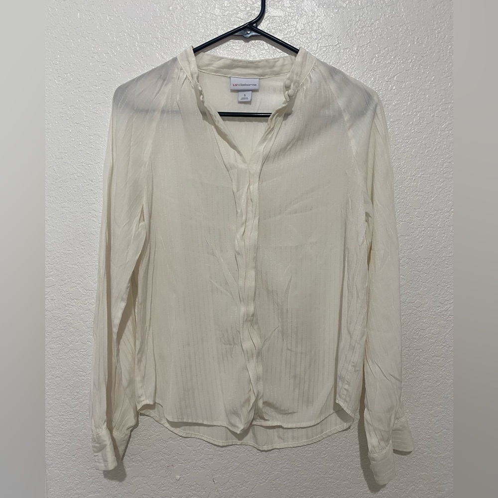 Cream Blouse Small – Liz Claiborne Lightweight Textured Top